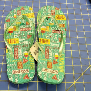 Flip Flops Large (9-10) Summer Shower Shoes